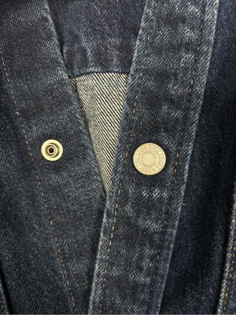 Levi Strauss Men's Dark Blue Denim Jacket Tan Corduroy Collar Heavy Weight Large - Picture 6 of 13